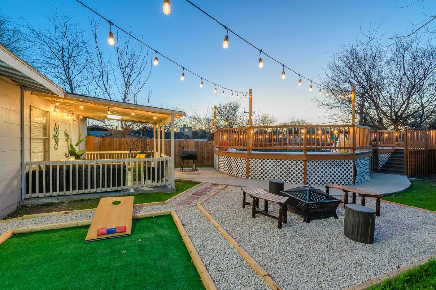 Game Room, Pool & Fire Pit At The Medical Center San Antonio Exteriör bild