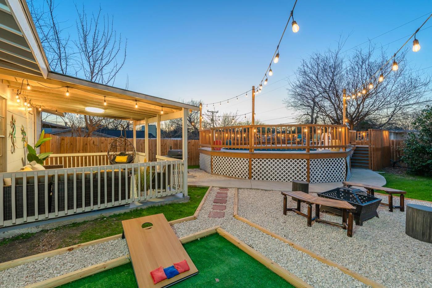 Game Room, Pool & Fire Pit At The Medical Center San Antonio Exteriör bild
