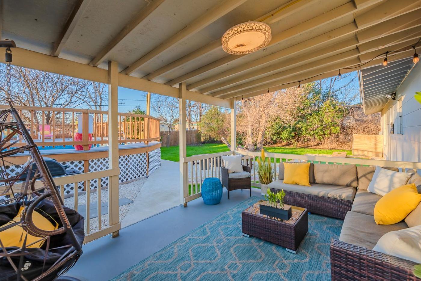 Game Room, Pool & Fire Pit At The Medical Center San Antonio Exteriör bild